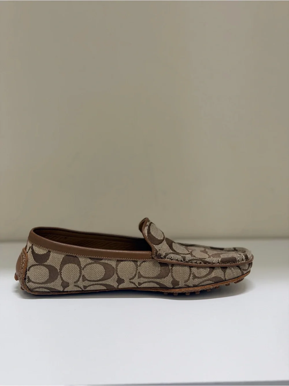 Coach Giselle Signature Driving Loafers Made in Italy Brown Tan Monogram Mocks